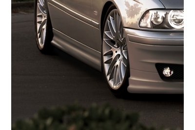 Накладки на пороги Mafia Look на BMW 5 E39